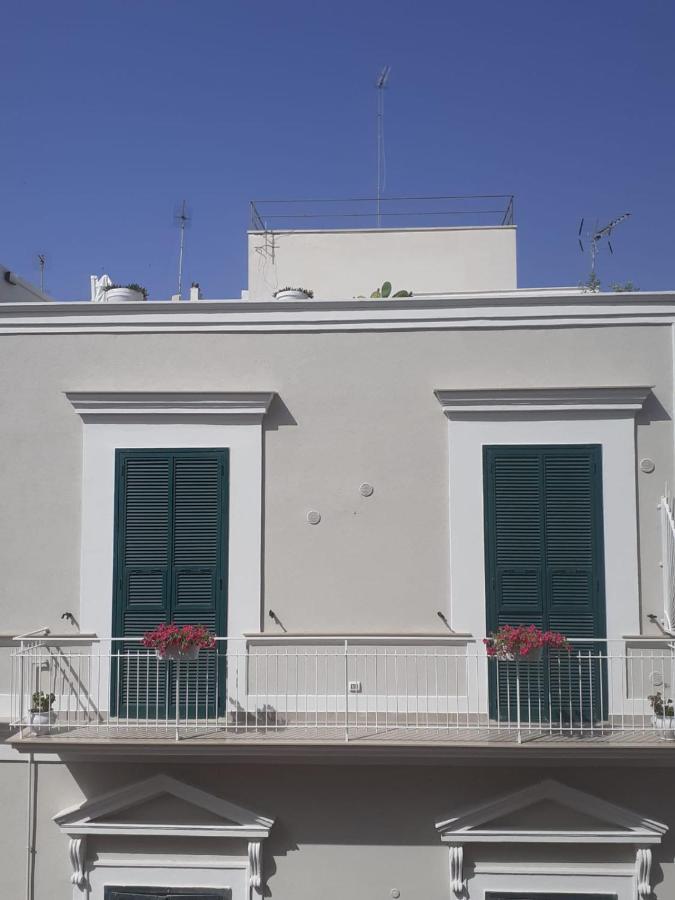 A Due Passi Temporary Apartment Trani Exterior foto